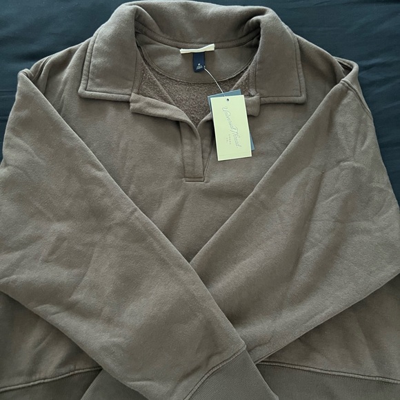 Universal Thread Sweatshirt - Picture 3 of 3